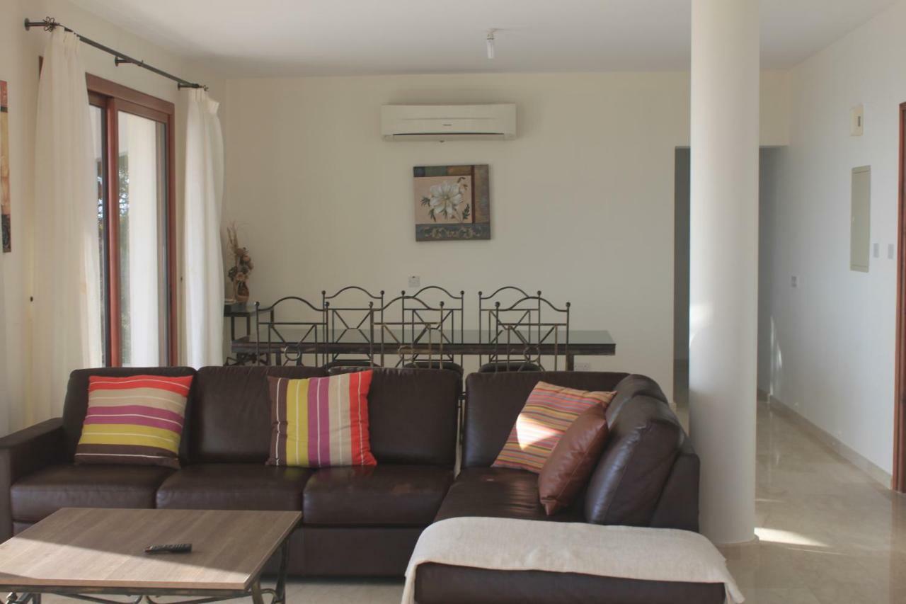 Martika Luxury Villa Agia Marina  Eksteriør bilde