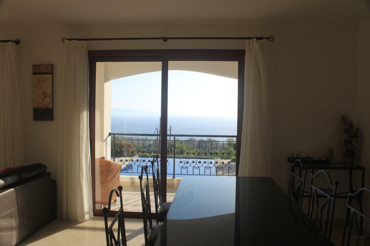 Martika Luxury Villa Agia Marina  Eksteriør bilde
