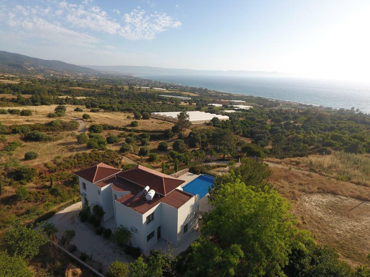 Martika Luxury Villa Agia Marina  Eksteriør bilde