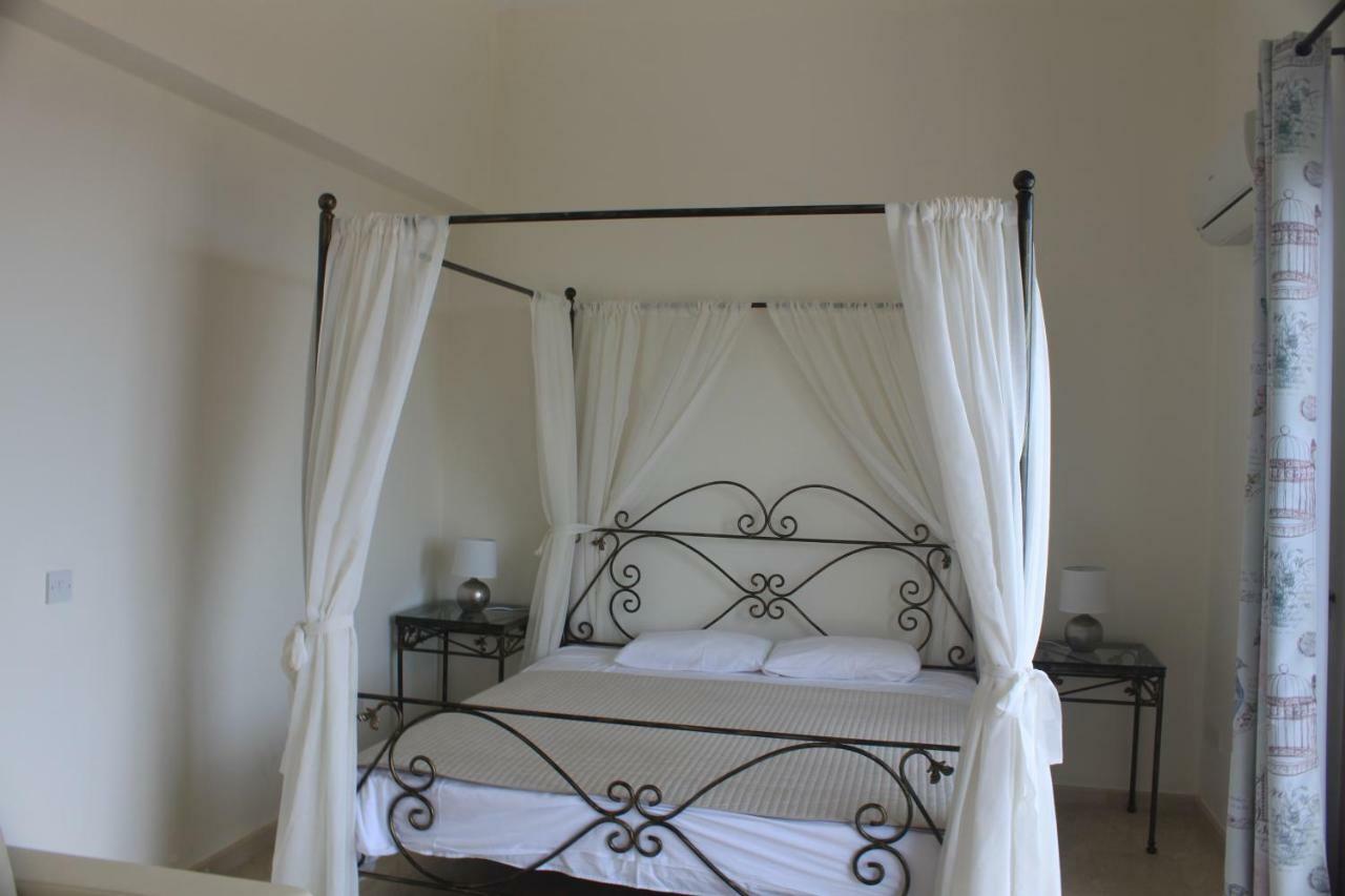 Martika Luxury Villa Agia Marina  Eksteriør bilde