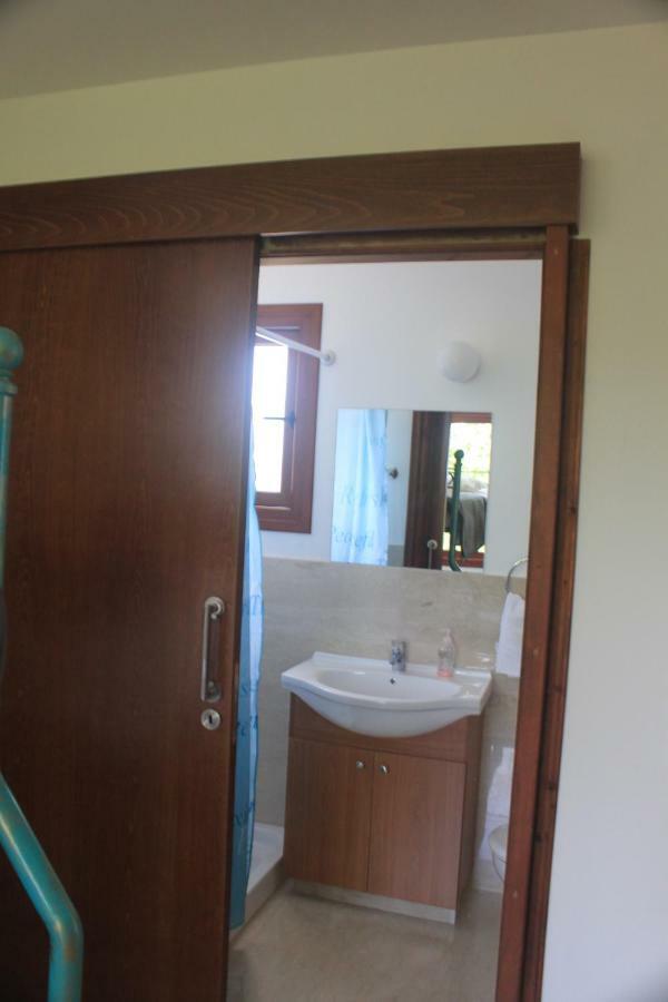 Martika Luxury Villa Agia Marina  Eksteriør bilde