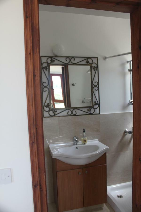 Martika Luxury Villa Agia Marina  Eksteriør bilde
