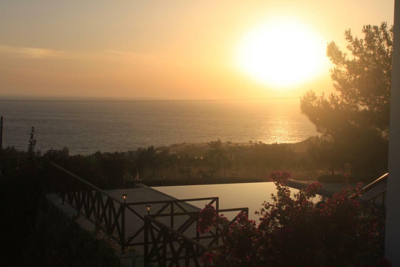 Martika Luxury Villa Agia Marina  Eksteriør bilde