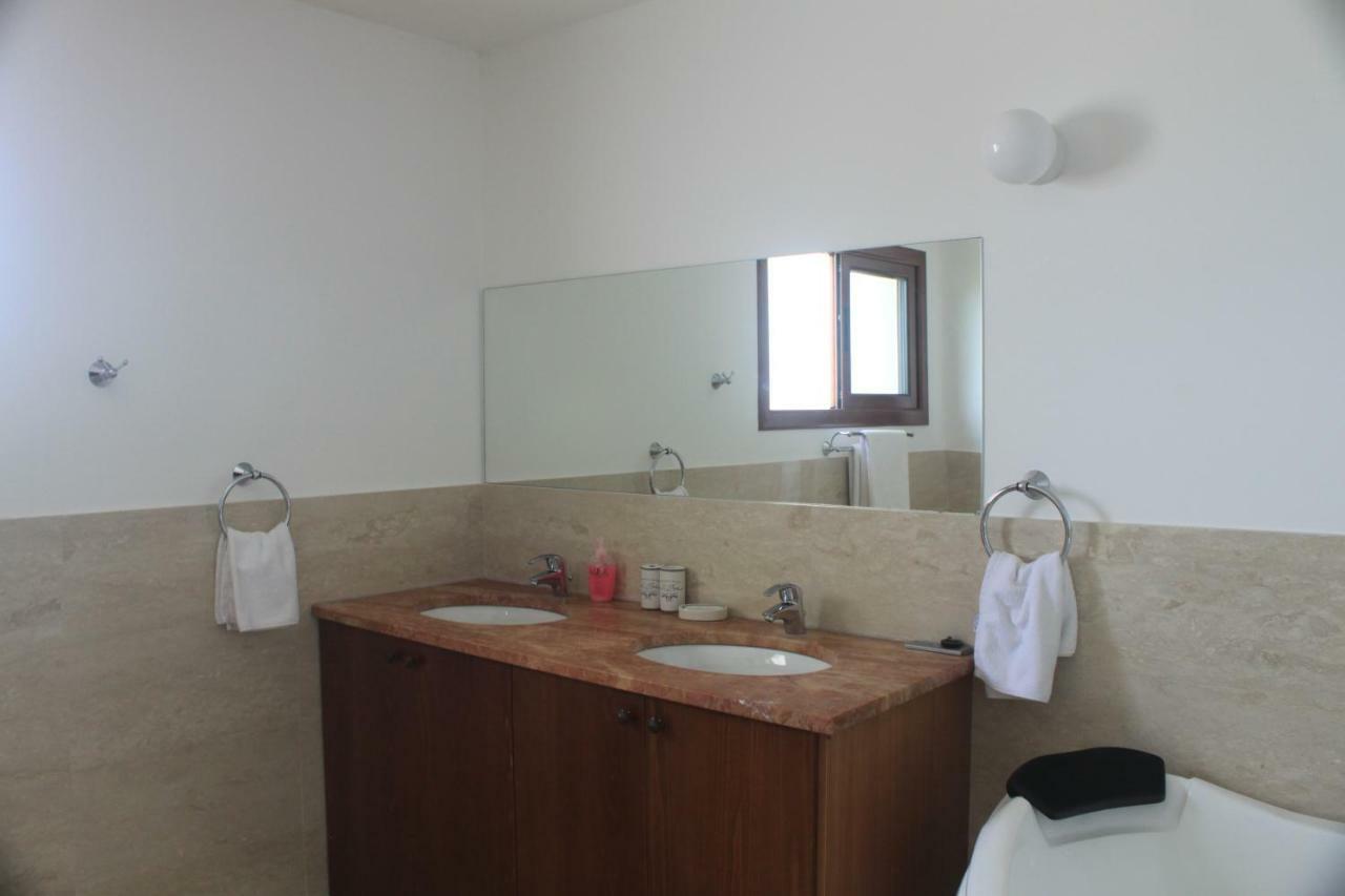 Martika Luxury Villa Agia Marina  Eksteriør bilde